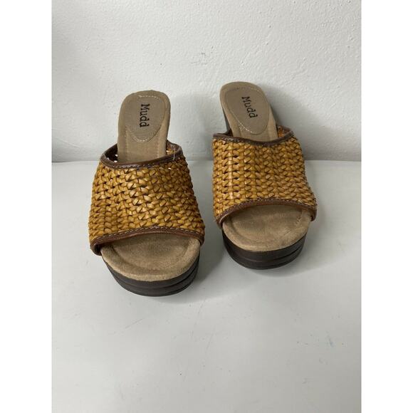 Mudd Brown Woven Slip On Chunky Platform Open Toe Heels size 8 - Picture 5 of 6